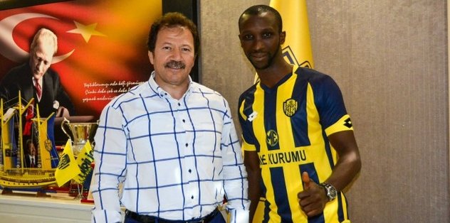 Ankaragücü, Nduka ve İlhan Parlak'ı kadrosuna kattı