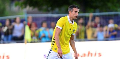 Van Persie yolcu