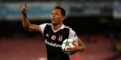 Adriano eski günlerine döndü