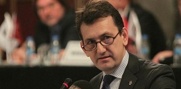 Oynamadan kazanılmaz