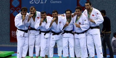 Azerbaycan’da zirveye çıktık