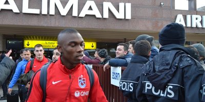 Trabzonspor'u Bursa'da taraftarları karşıladı