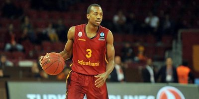 McCollum, Anadolu Efes'te