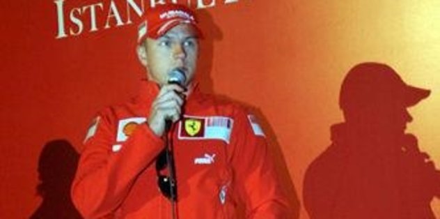 Raikkonen sözleşme yeniledi