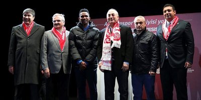 Öztürk: Eto’o’yu satmıyoruz