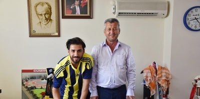 Menemen Belediespor'da 12'nci imza