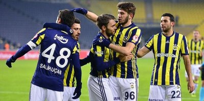 Van Persie ve Salihle uçtu!