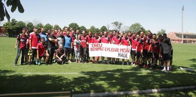 G.Birliği antrenmanında evlenme teklifi